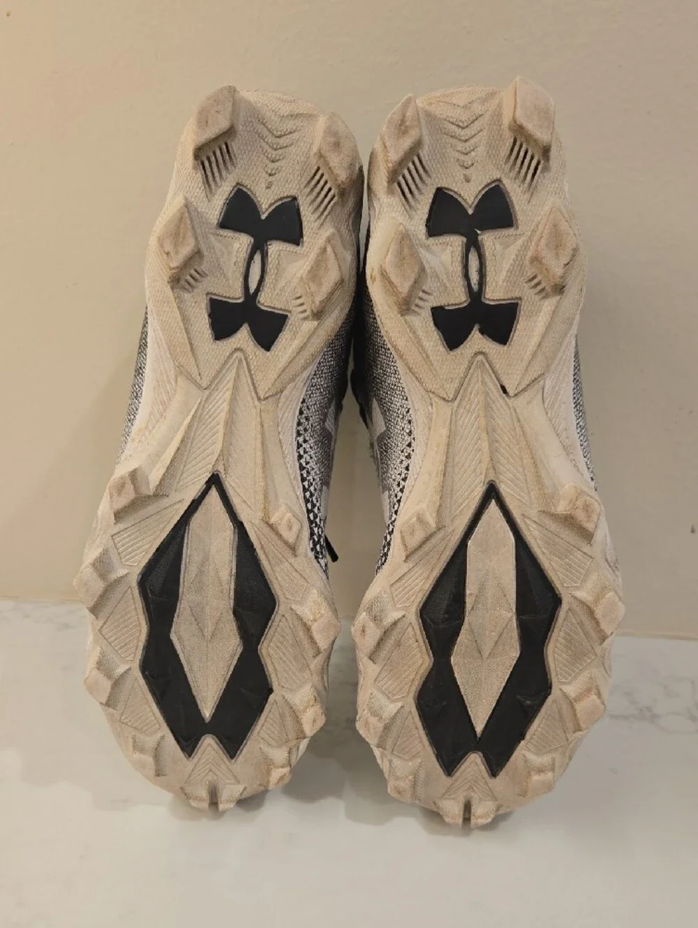 Under Armour Kid Football Cleats